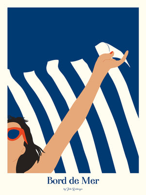 Illustration estivale d’une femme sur une serviette rayée, lunettes rouges, ambiance rétro chic et bord de mer.