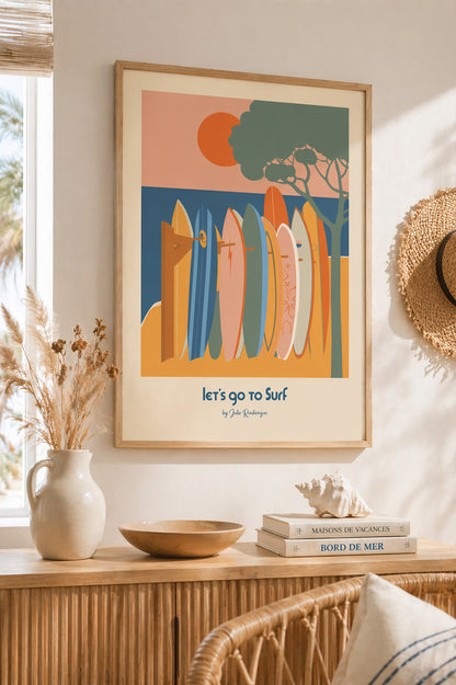 Affiche Let's Go to Surf dans salon lumineux décoration bord de mer ambiance naturelle