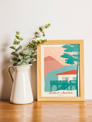 Carte postale illustrée intitulée “Bassin d'Arcachon, La Dune” par Julie Roubergue, représentant la fameuse Dune du Pilat avec une cabane tchanquée dans des tons pastel.