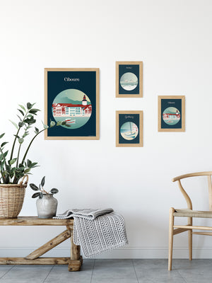 Cartes postales illustrées par Julie Roubergue sur le thème du Pays Basque dans des tons doux.