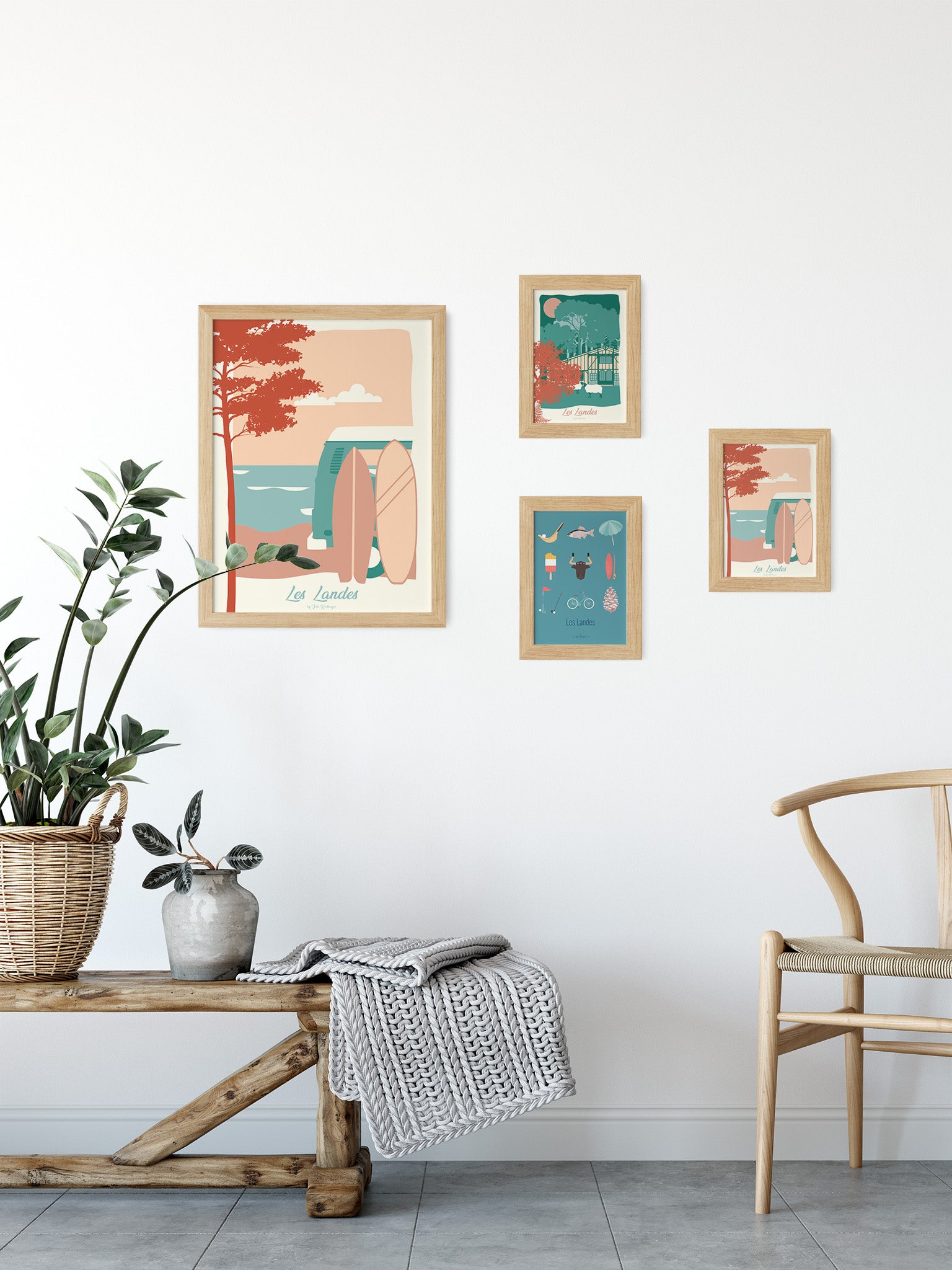 Cartes postales illustrées sur le thème des Landes par Julie Roubergue, représentant lieux de région du sud de la France dans les tons pastel.