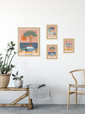 Proposition de décoration autour de cartes postales Surf et Bord de Mer dans des tons vintage.