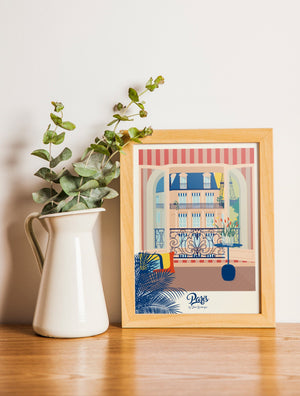 Carte postale illustrée intitulée "Paris, La Fenêtre par Julie Roubergue, représentant une vue d'un appartement parisien sur la Tour Eiffel dans les tons vifs.